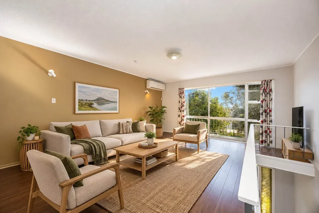 Renovated 2-Bedroom Unit – Henderson