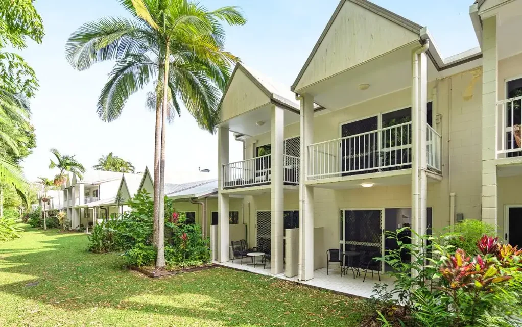 Port Douglas 2ਬੈੱਡਰੂਮ RENOVATED RESIDENTIAL TOWN HOUSE