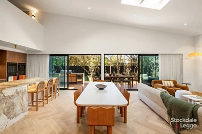 Cowes 4房  Resort Style Opulence Showcasing the Pinnacle of Luxury