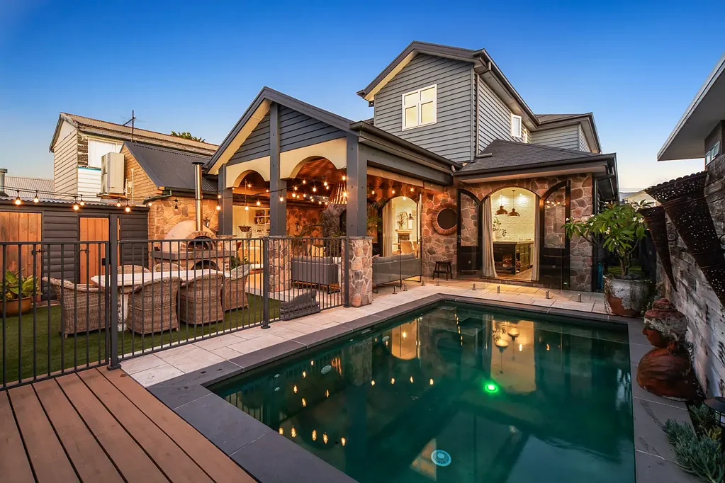 Edithvale 4房  Long Beach's Most Incredible Home