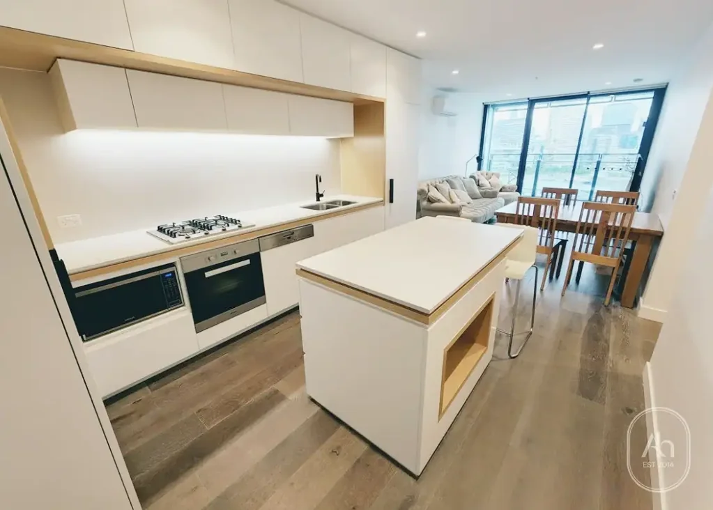 Fully Furnished 2-Bedroom Apartment with Car Space in Docklands