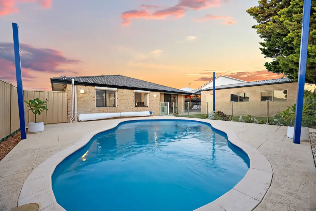 5 Morfontaine Parade, Port Kennedy, WA 6172