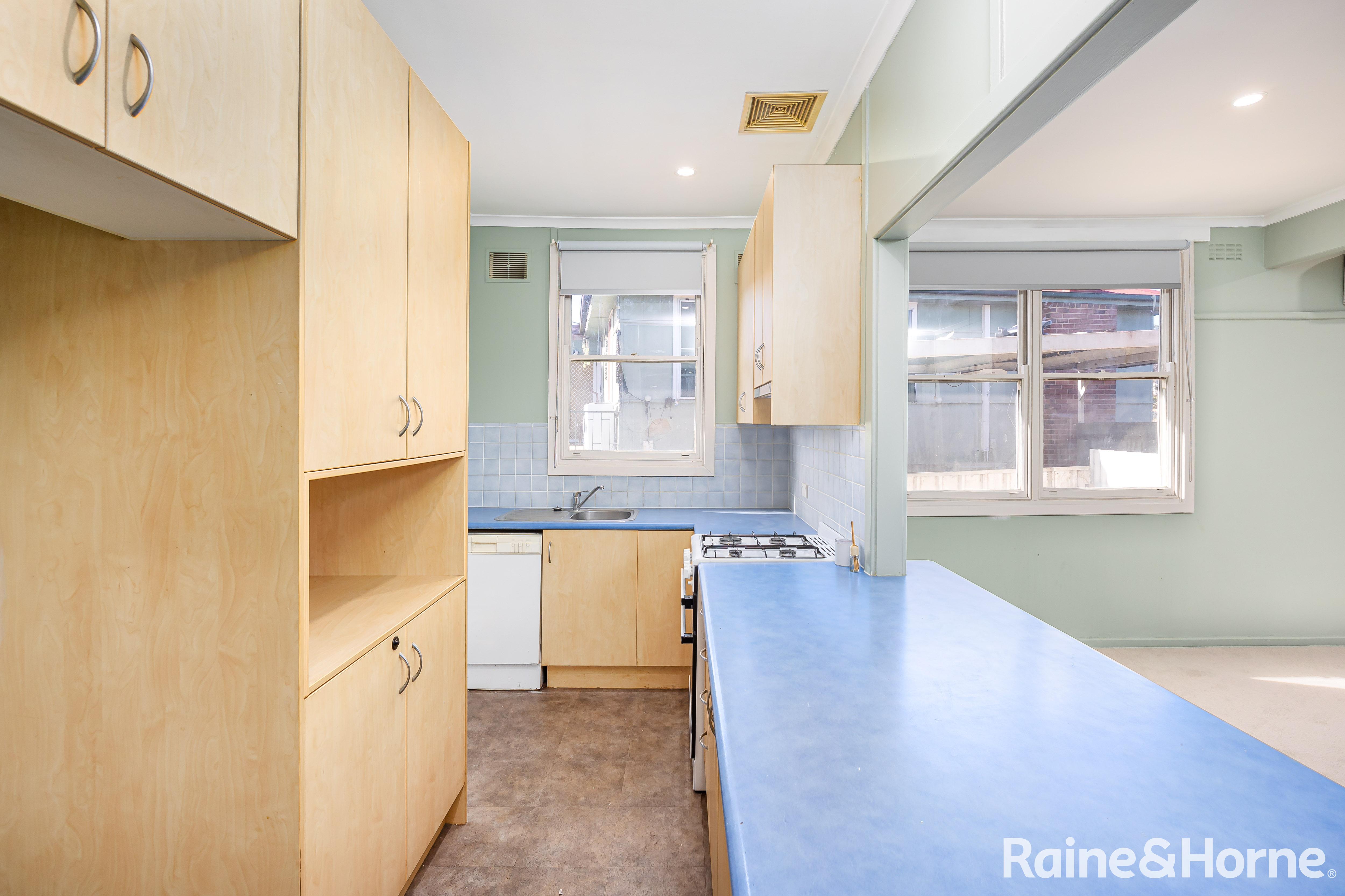 44 PHILLIP AV, MOUNT AUSTIN NSW 2650, 0 Kuwarto, 0 Banyo, House