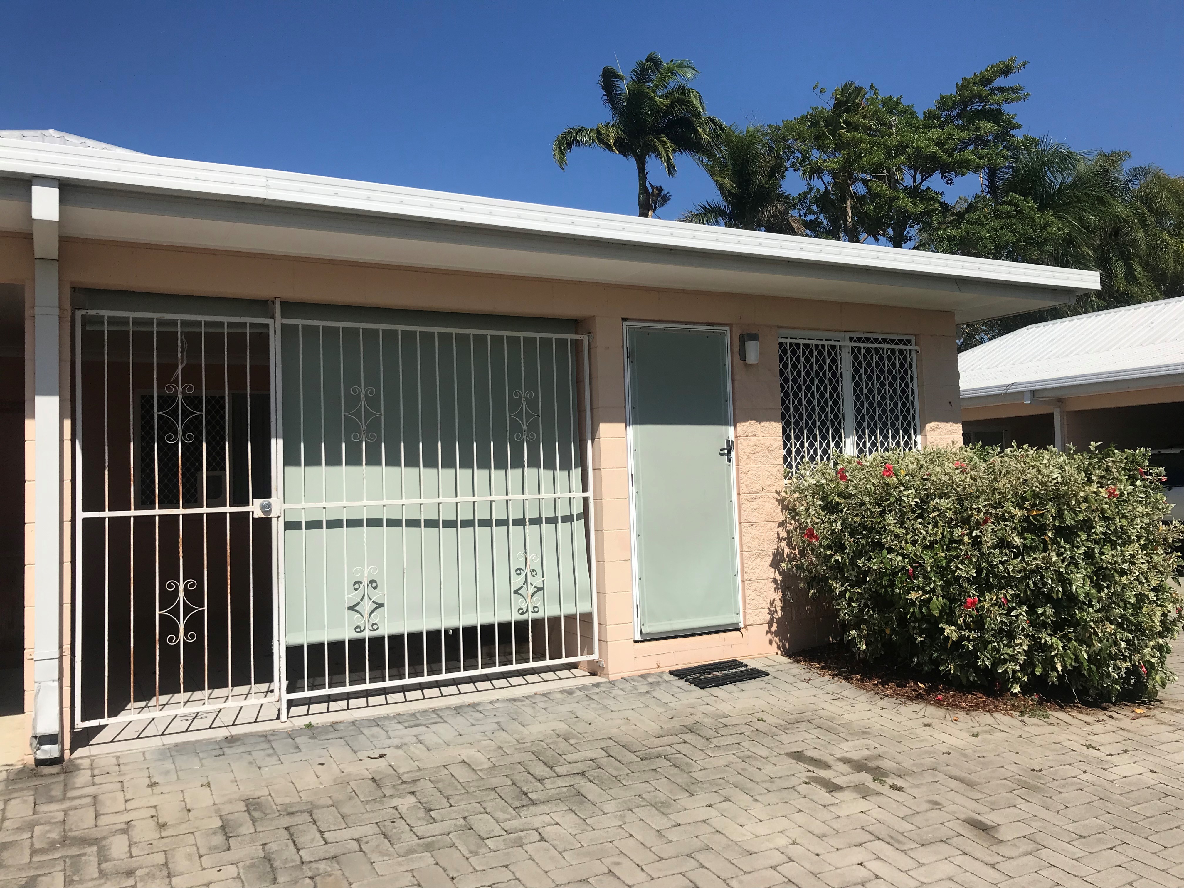 UNIT 2 42 SURREY ST, HYDE PARK QLD 4812, 0 Schlafzimmer, 0 Badezimmer, Unit