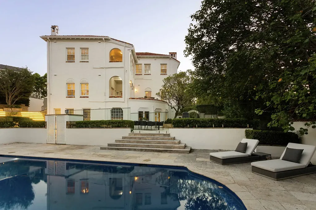 Killara 5침실 'Lynton Manor' - Timeless Architectural Masterpiece in Killara's East Side Dress Circle