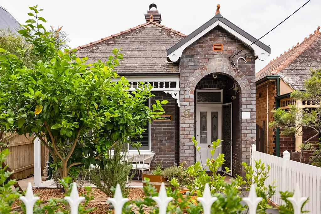 9 Garnet Street, Dulwich Hill, NSW 2203