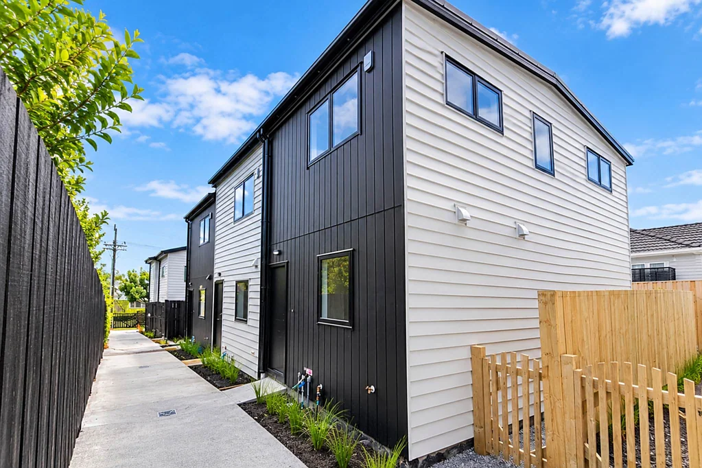 Mangere Bridge 2Kwarto Elevated Modern Living in Mangere Bridge