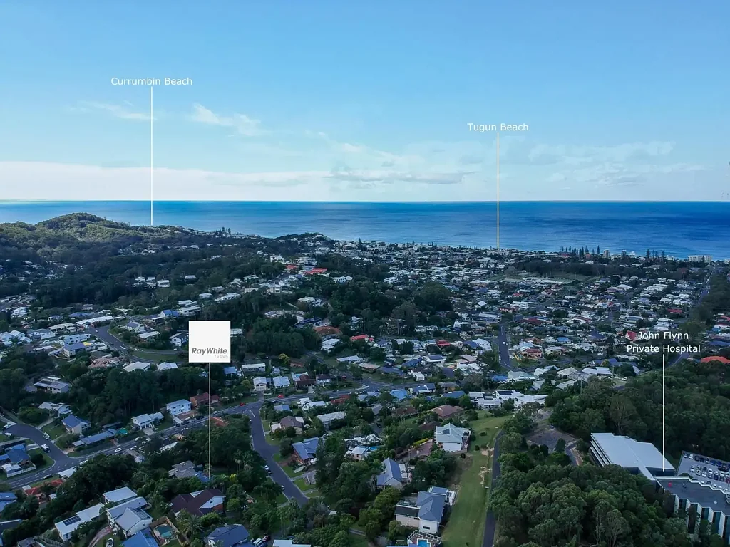 Tugun 4 Bedroom Elevated Family Living with Ocean Views