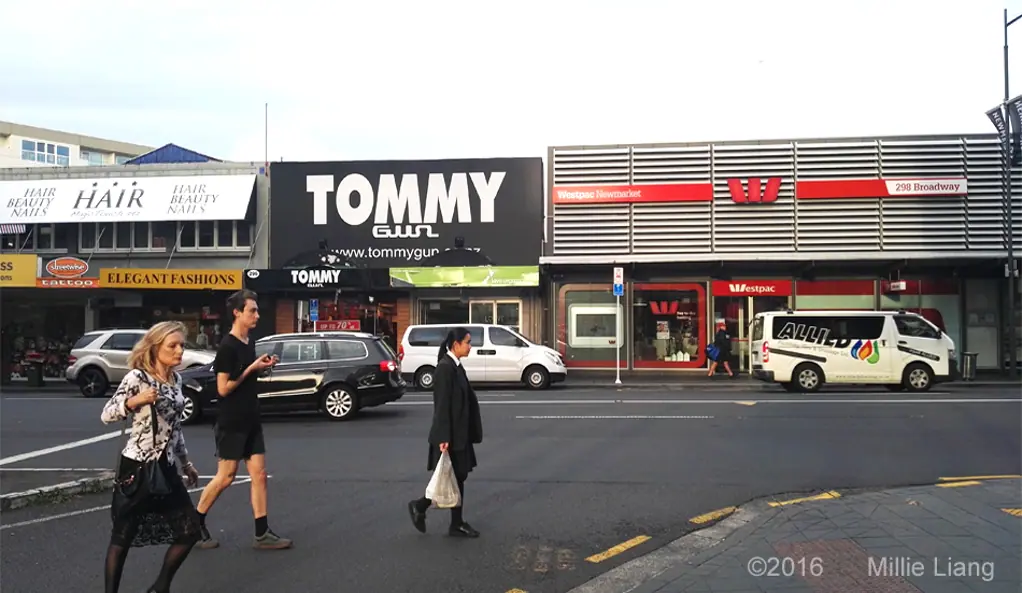 Newmarket  Prime Retail on Broadway - Opposite 277 Westfield