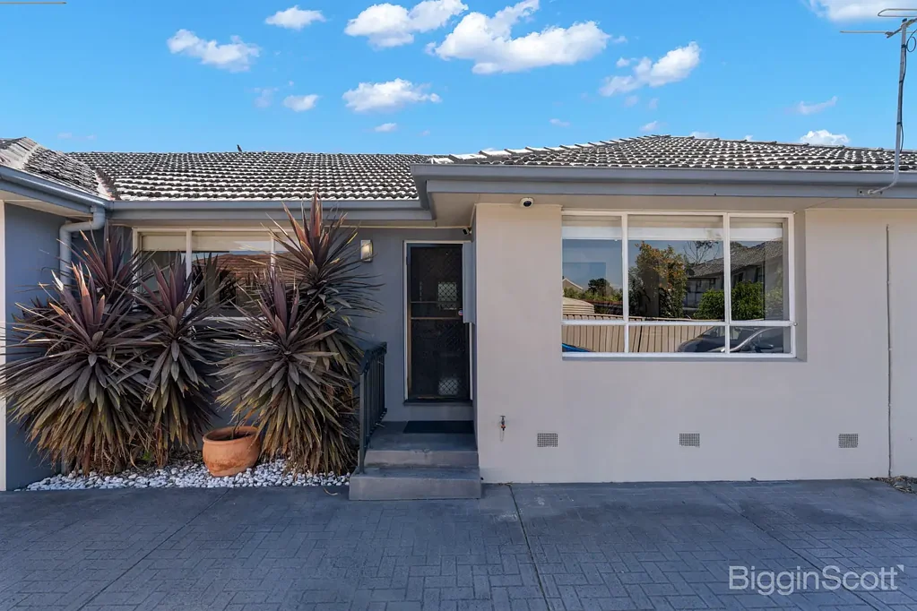 2/26 Burns Street, Maidstone, VIC 3012