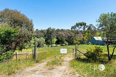 13 Symes Road, Harcourt, VIC 3453, 0 habitaciones, 0 baños, Section
