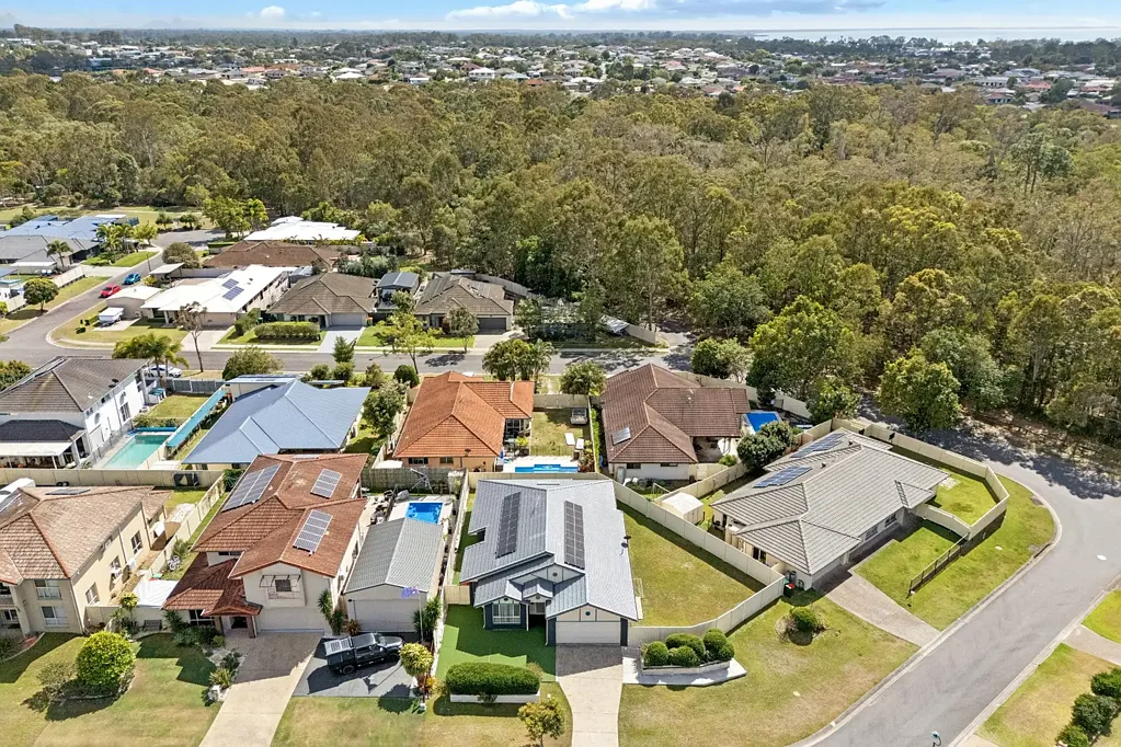 Deception Bay 5ਬੈੱਡਰੂਮ 5 Bedroom Low Set Home with Solar and Battery!