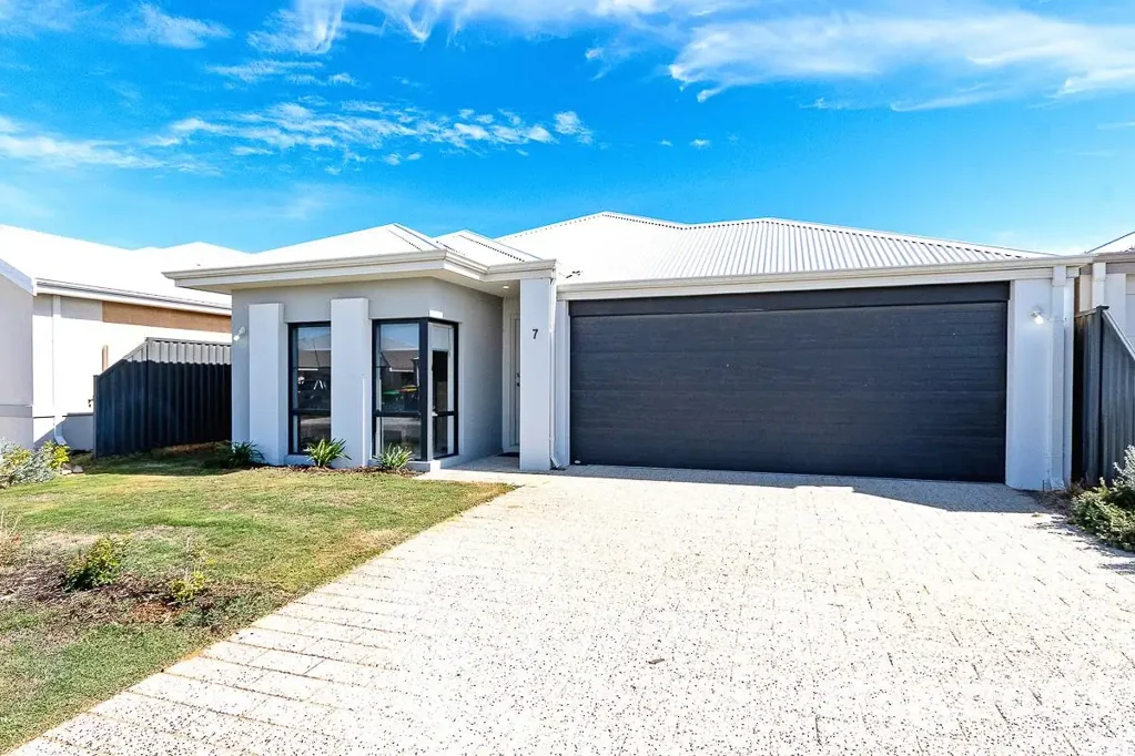 7 Starling Road, Eglinton, WA 6034