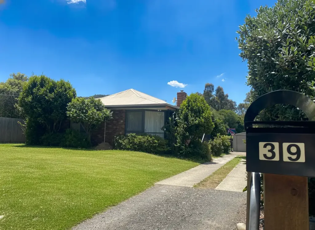 39 South Crescent, Eildon, VIC 3713