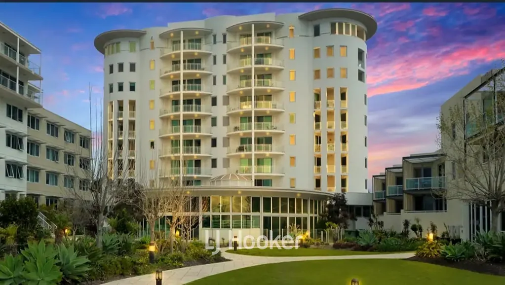 Bunbury 3ห้องนอน Beachfront Luxury Living at the Iconic Silo Apartments!