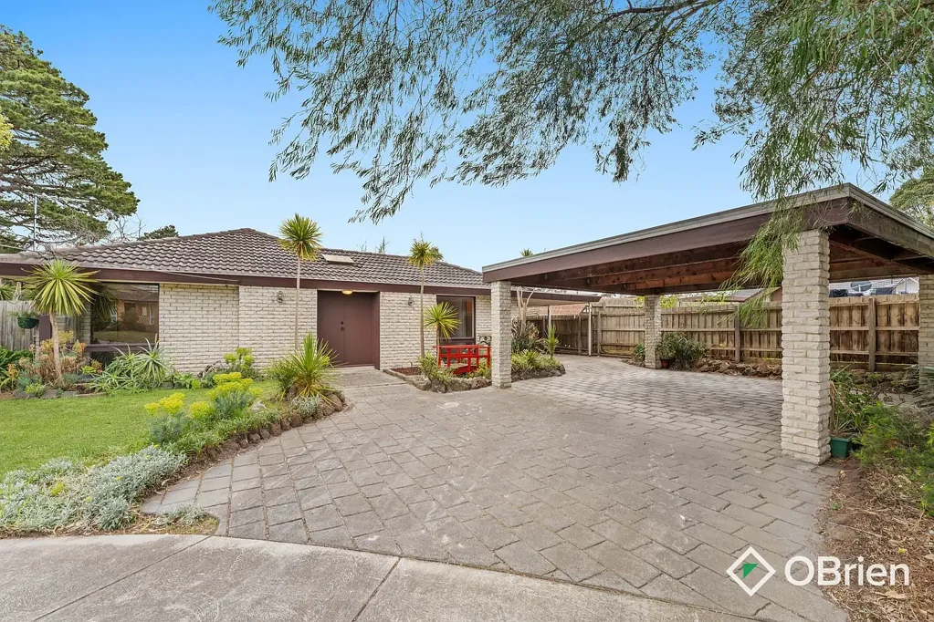 6 Byron Court, Frankston, VIC 3199