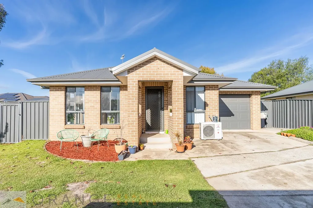 44B William Maker Drive, Orange, NSW 2800