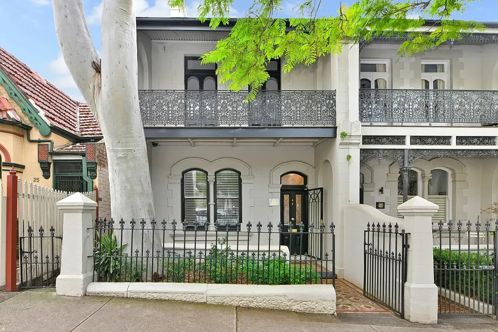 Sophistication And Design In A Grand Period Terrace