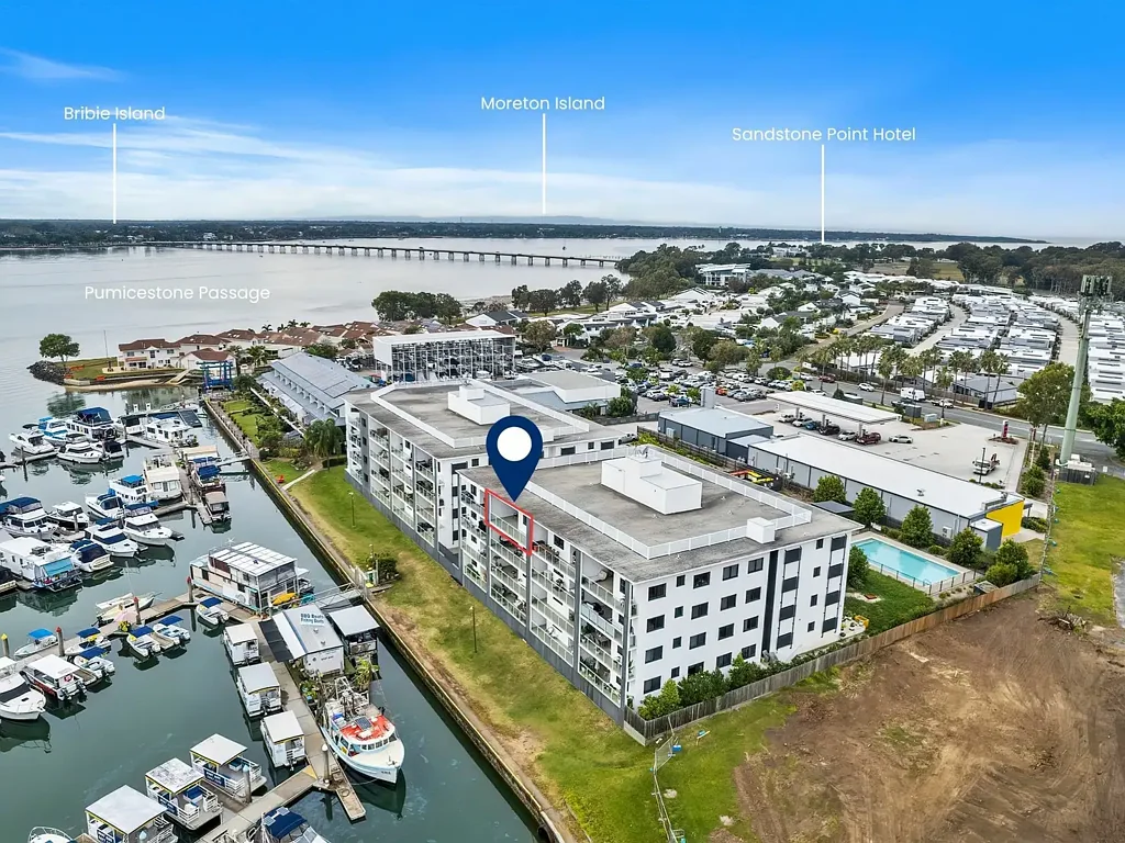 Sandstone Point 2Moenga Elevated Sandstone Point Waterfront Lifestyle with Sweeping Passage Views