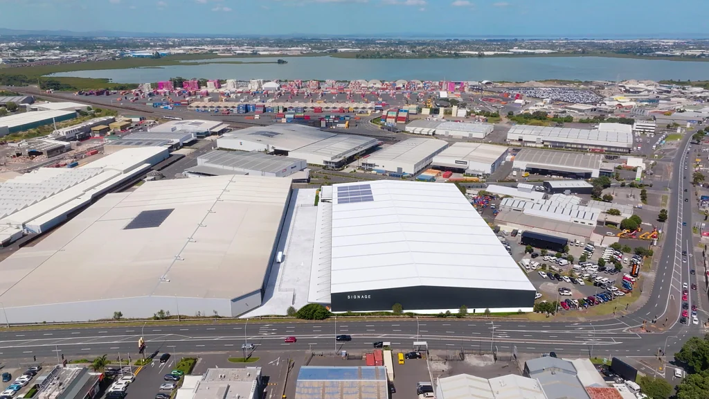 Penrose Heavy industrial warehouse on Neilson Street