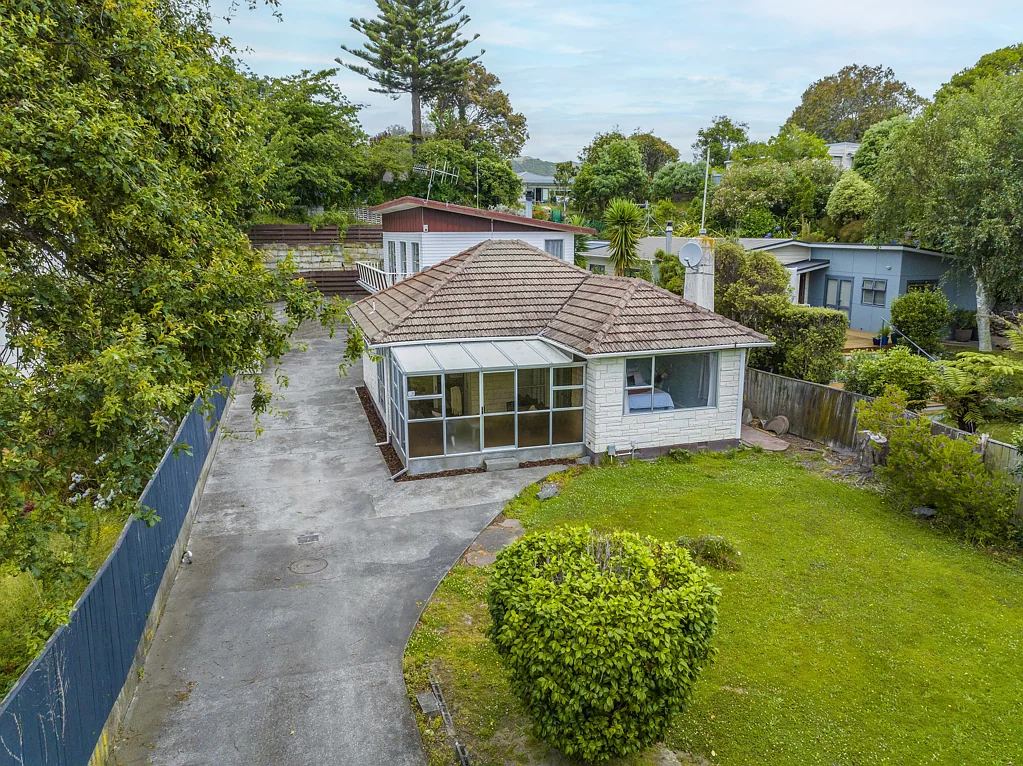70 Glen Road, Raumati South, Kapiti Coast, Wellington