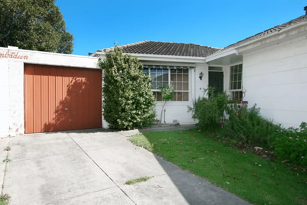 Unit 4/374 Burwood Highway, Burwood VIC 3125
