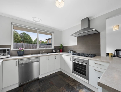 109 Renou Road, Wantirna South, East Melbourne, 4 غرف, 2 حمامات, House