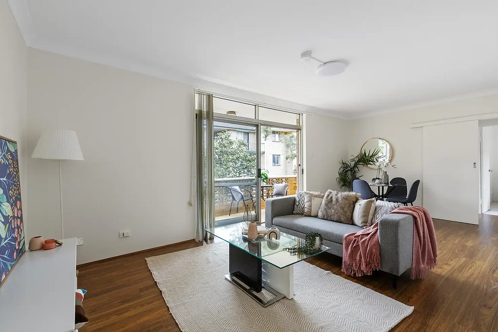 Hornsby 2ห้องนอน Freshly updated apartment with short walk to Station and Westfield