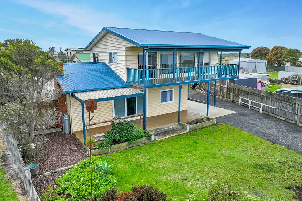 Mcloughlins Beach 4Zimmer Uninterrupted Water Views in a Peaceful Coastal Setting