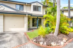 15/2 James Foster Drive, Black Head