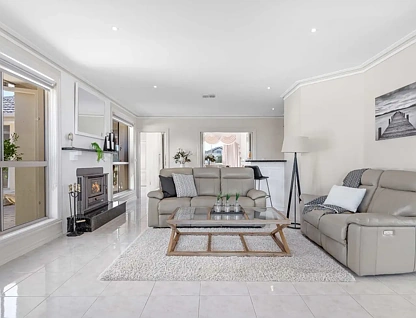 11 Boronia Drive, Hillside, North West Melbourne, 4房, 3浴, House