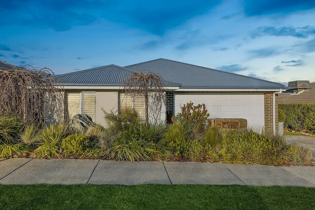 12 Scholtens Street, Casey, ACT 2913