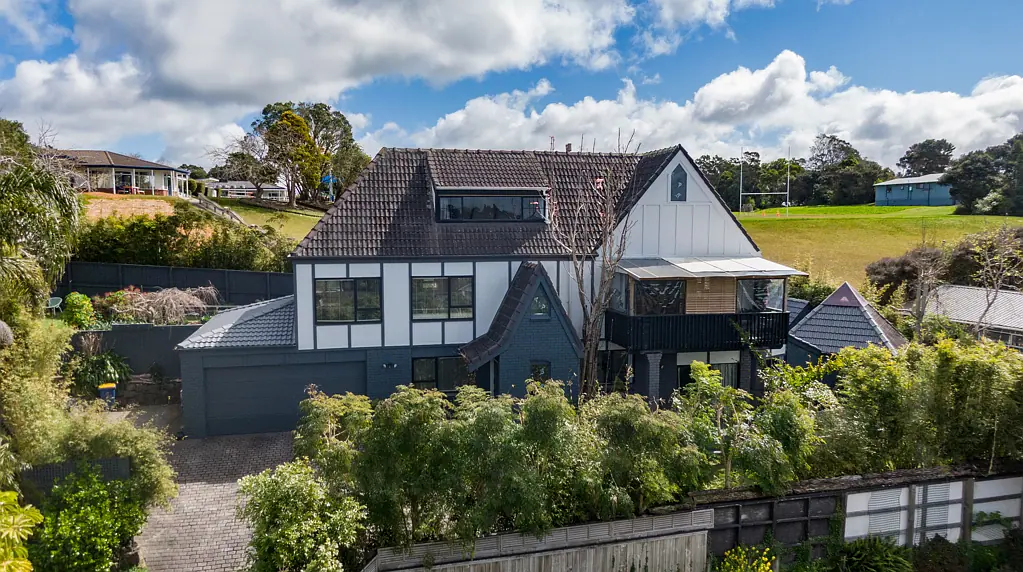 131 Chelsea View Drive, Chatswood, North Shore City, Auckland