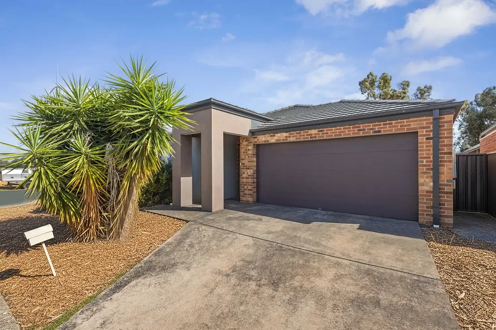 1 Yellowgum Drive, Epsom, VIC 3551