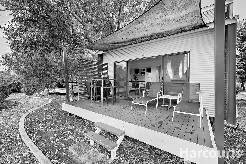 Preston Beach 2ห้องนอน Under Offer by HARCOURTS Mandurah - Bree Thompson