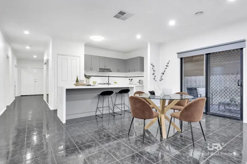 Craigieburn 5कमरा Impressive Family Home with Style, Space & Prime Location!