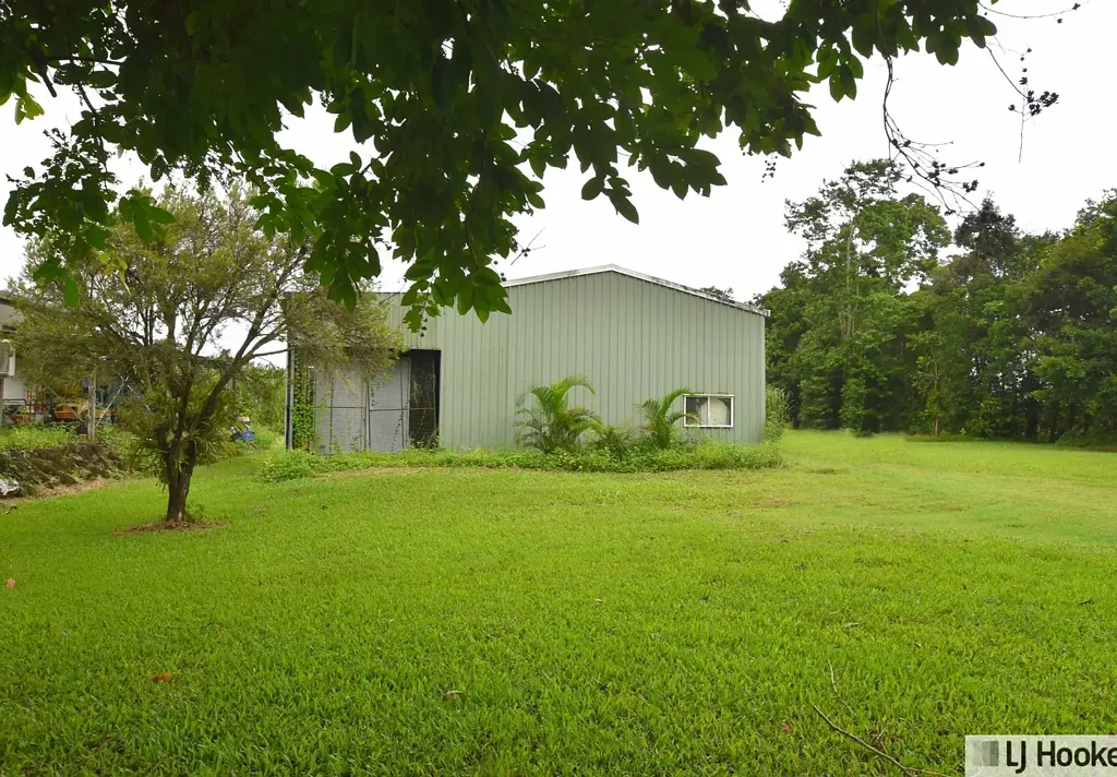 Euramo  Rare 1.2 Acre Opportunity with Large Shed & Creek – 15 Minutes to Town