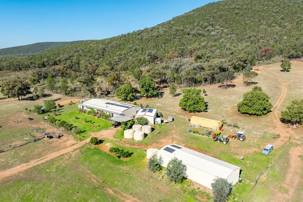 Gooloogong  405 Acres of Prime Rural Country – Lifestyle & Grazing Opportunity