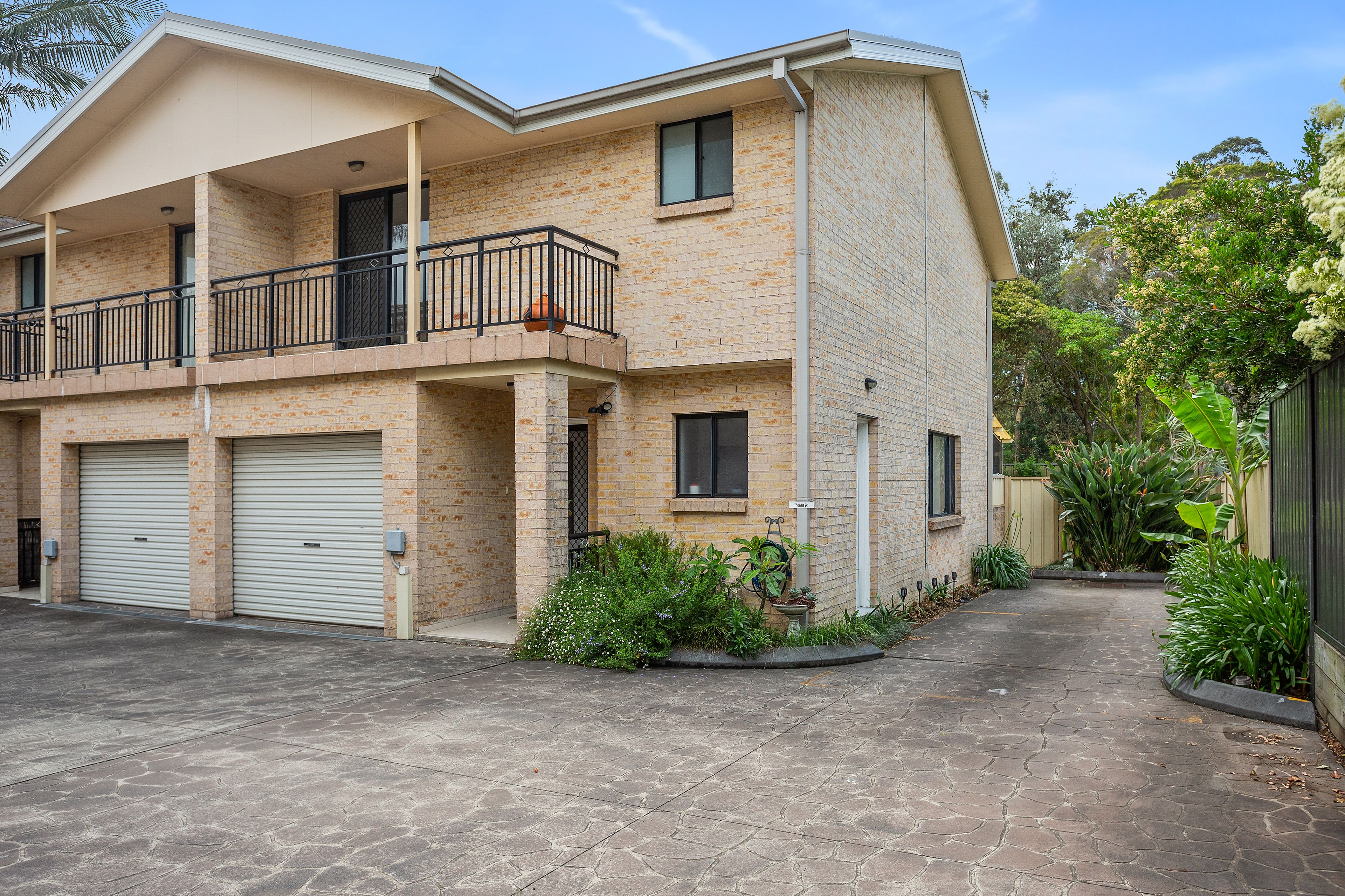 UNIT 4 43-47 RAILWAY ST, CORRIMAL NSW 2518, 0 Bedrooms, 0 Bathrooms, Townhouse