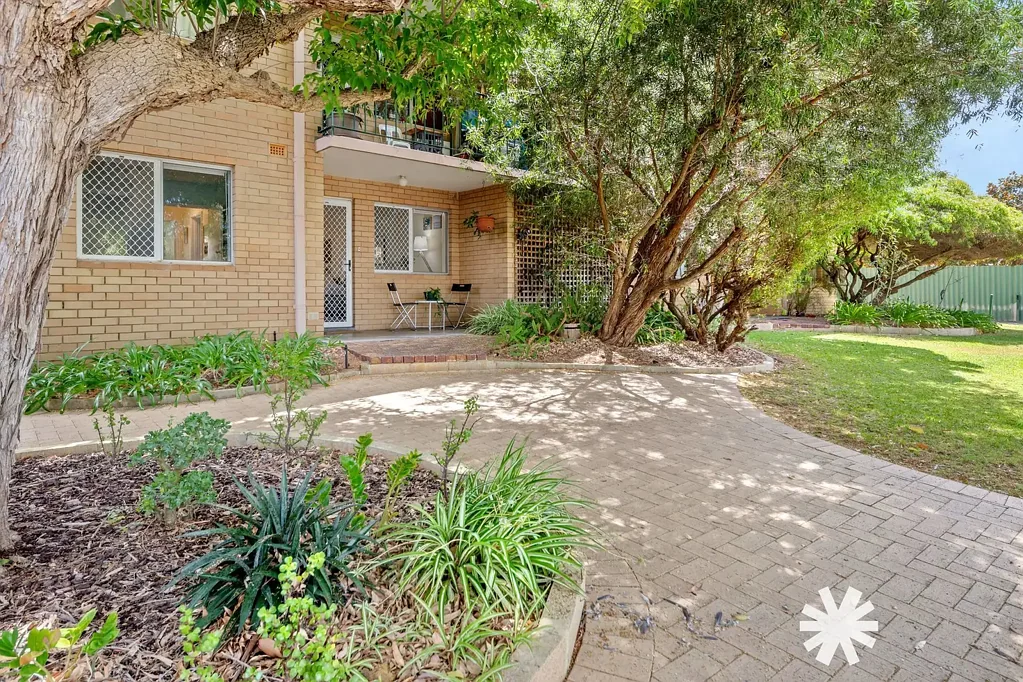 1/33 Point Walter Road, Bicton, WA 6157