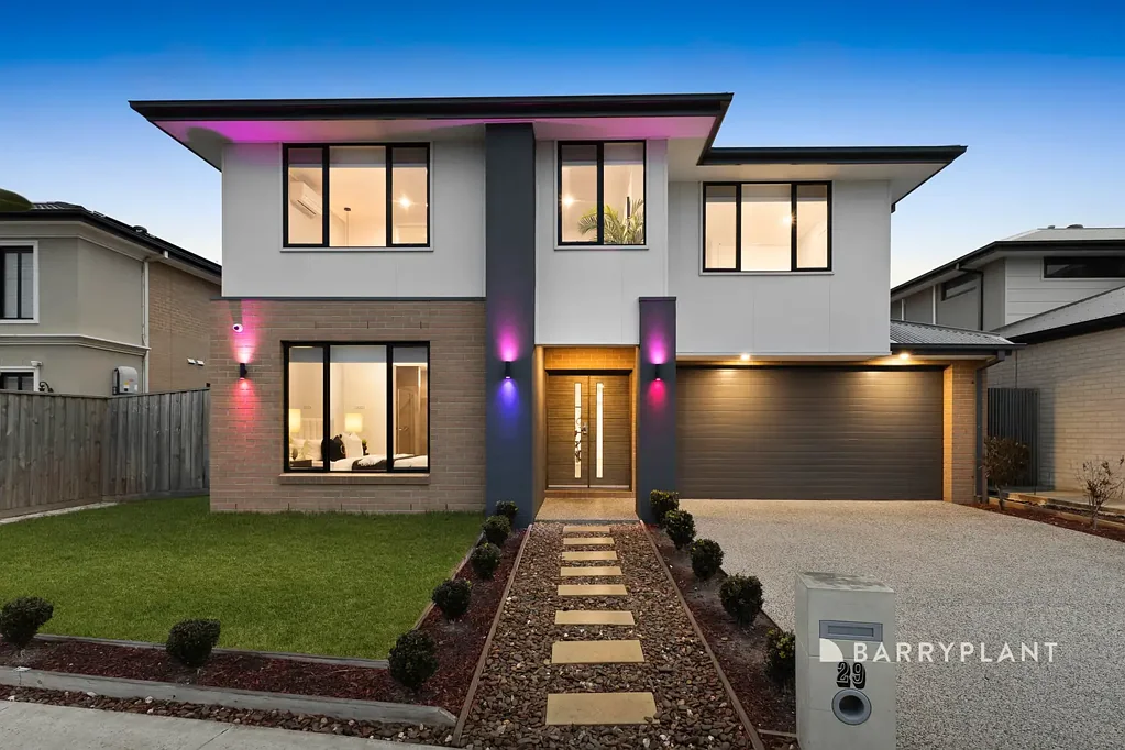 Officer South 5ਬੈੱਡਰੂਮ LUXURY LIVING!