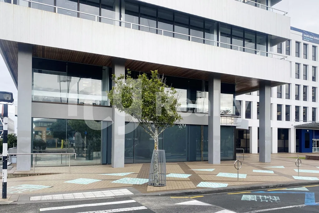 Manukau Prime Ground Floor Office for Lease |247 sqm | Manukau