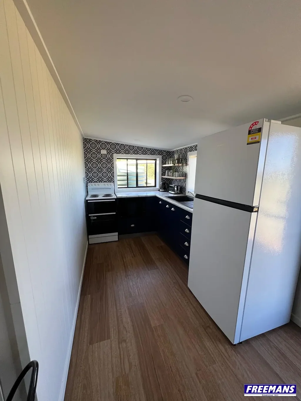 Furnished Studio, Electricity Included and Weekly Cleaning