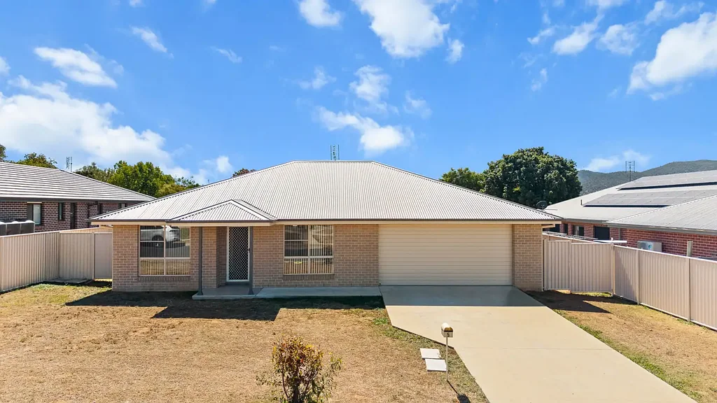 5 Appaloosa Place, Tamworth, NSW 2340
