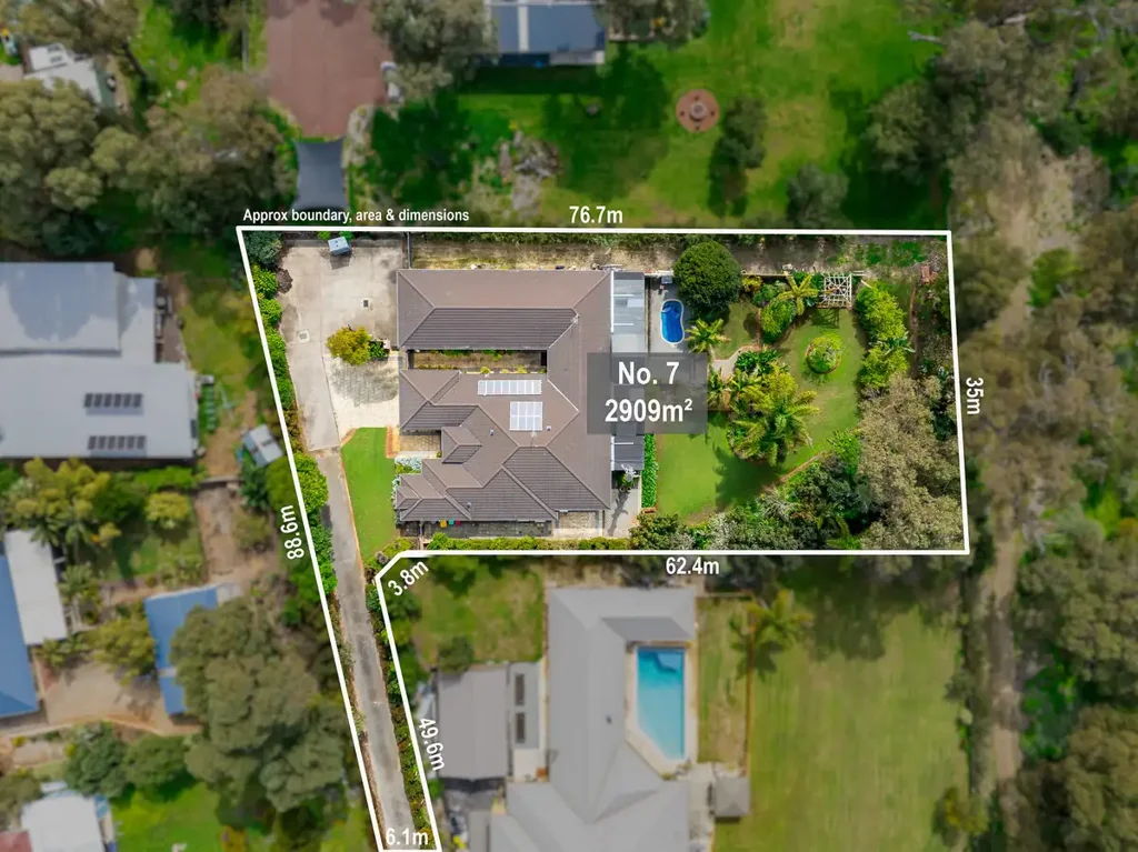 7 Goodman Place, Golden Bay, WA 6174