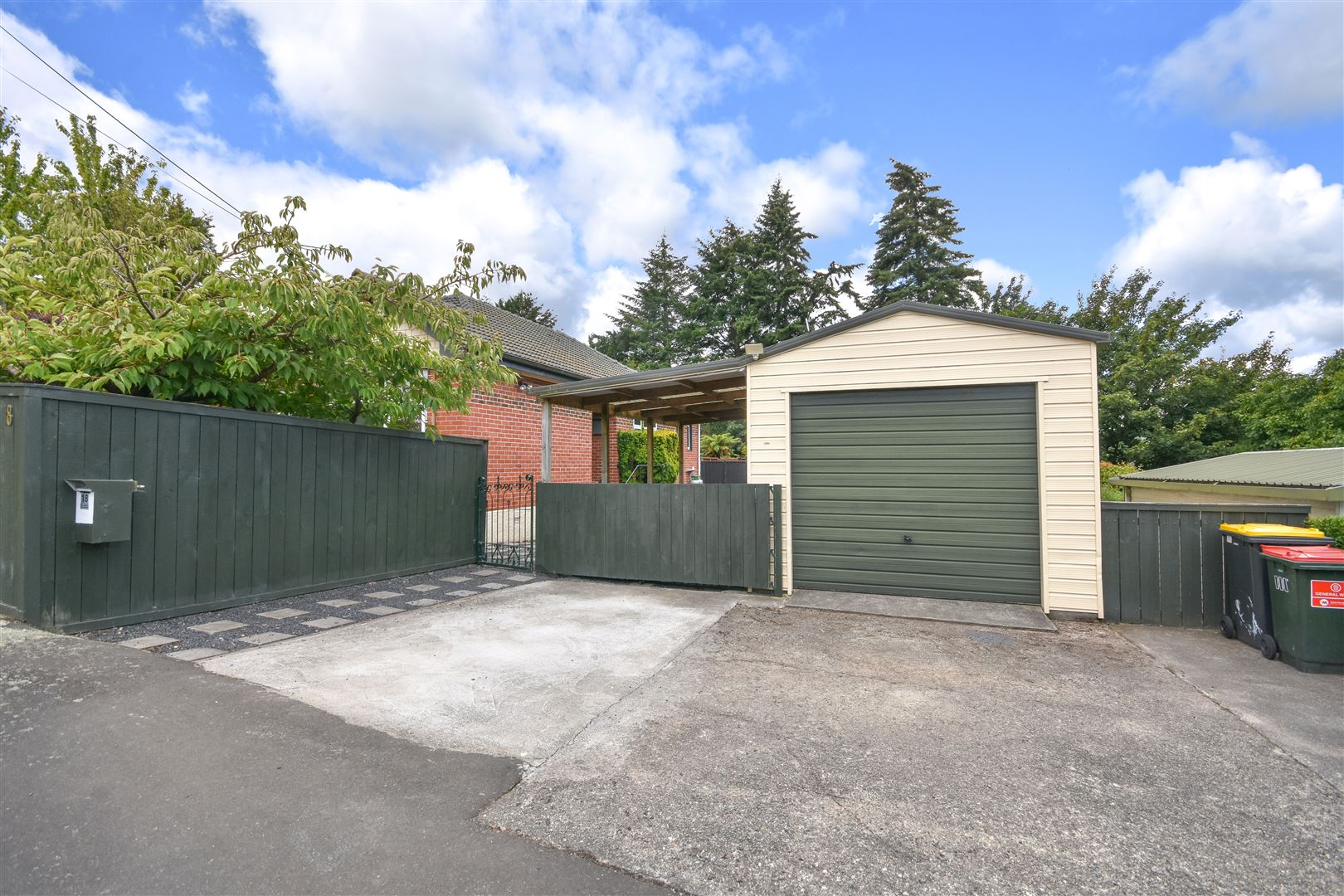 18 Glenross Street, Glenross, Dunedin, 3 Kuwarto, 0 Banyo