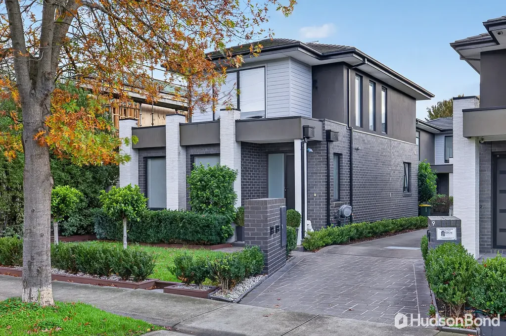 Bulleen 2Zimmer Contemporary Townhouse Living in the Heart of Bulleen