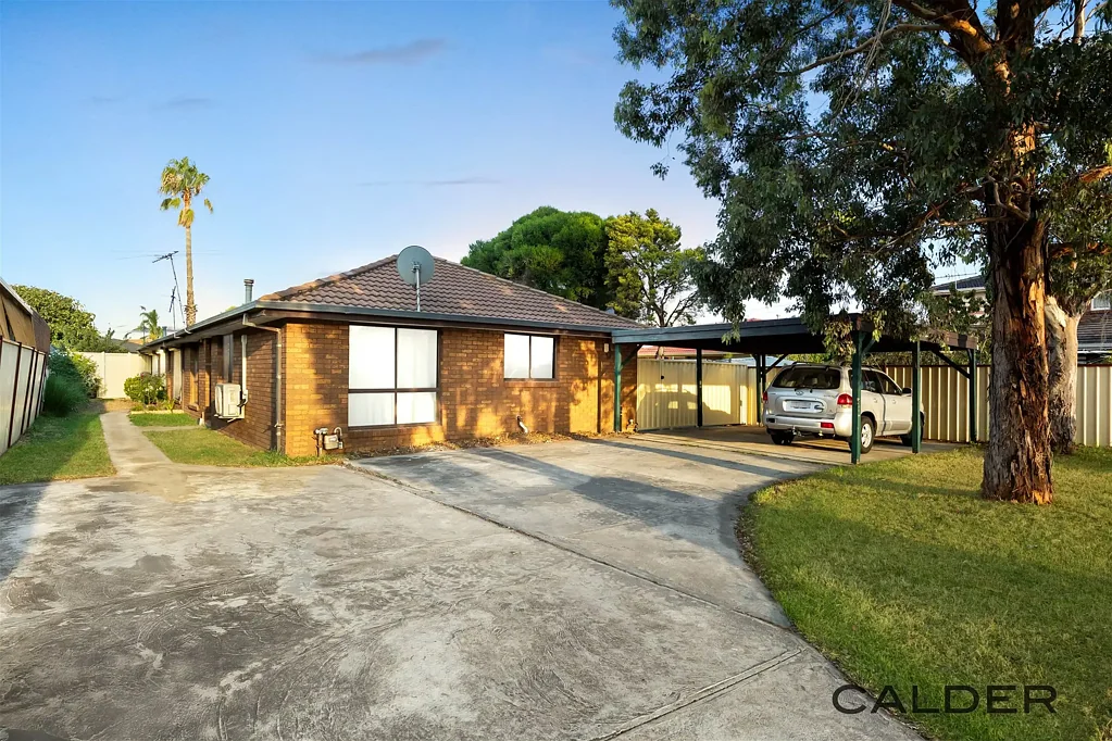 1/2 Tennyson Drive, Delahey, VIC 3037