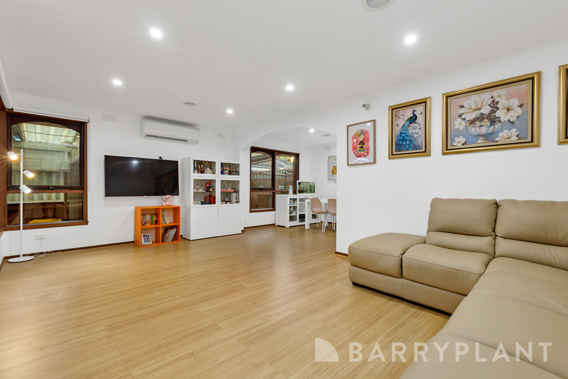 37 VIRGINIA CR, BUNDOORA VIC 3083, 0 rūma, 0 rūma horoi, House