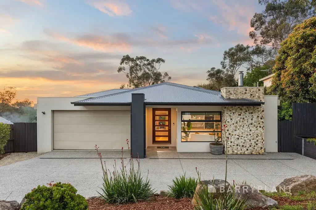 15 Clematis Avenue, Ferntree Gully, VIC 3156